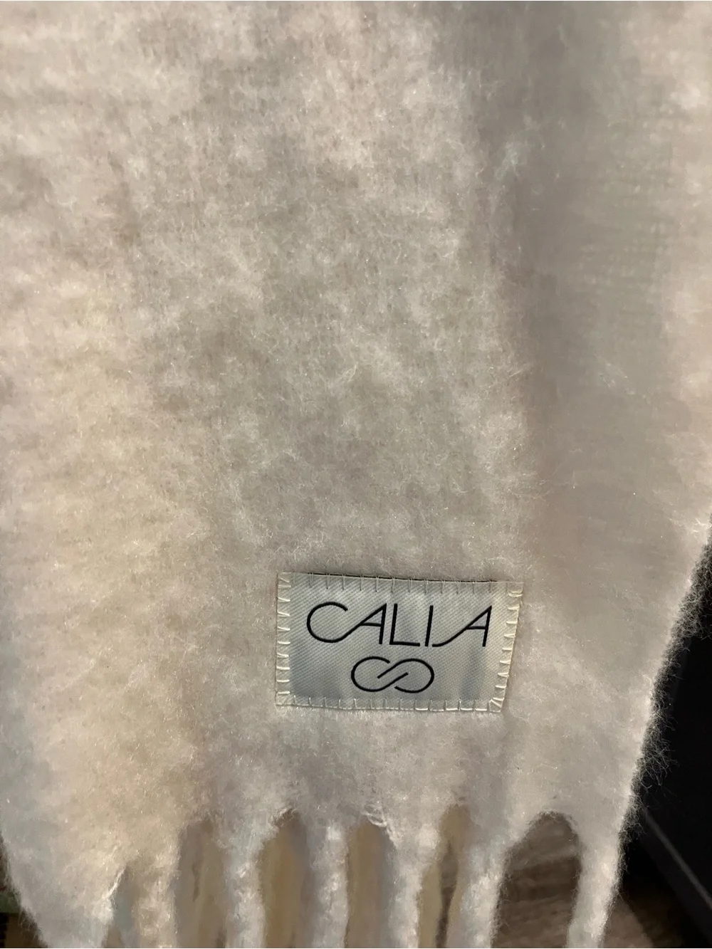 Long fluffy Calia scarf
